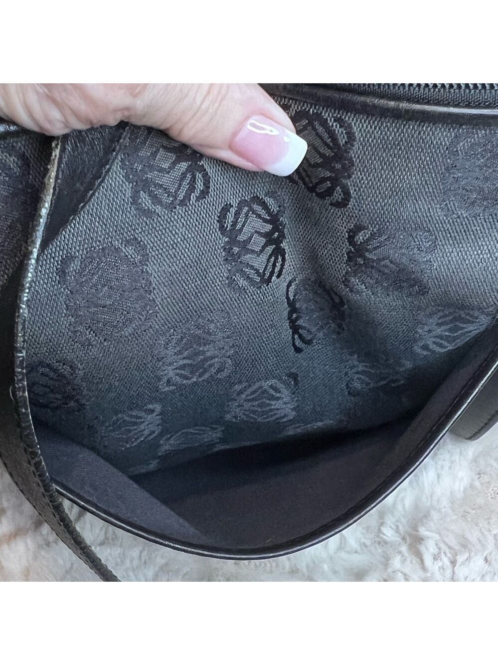 LOEWE ANAGRAM CROSSBODY BLACK/GREY BAG - Picture 8 of 15